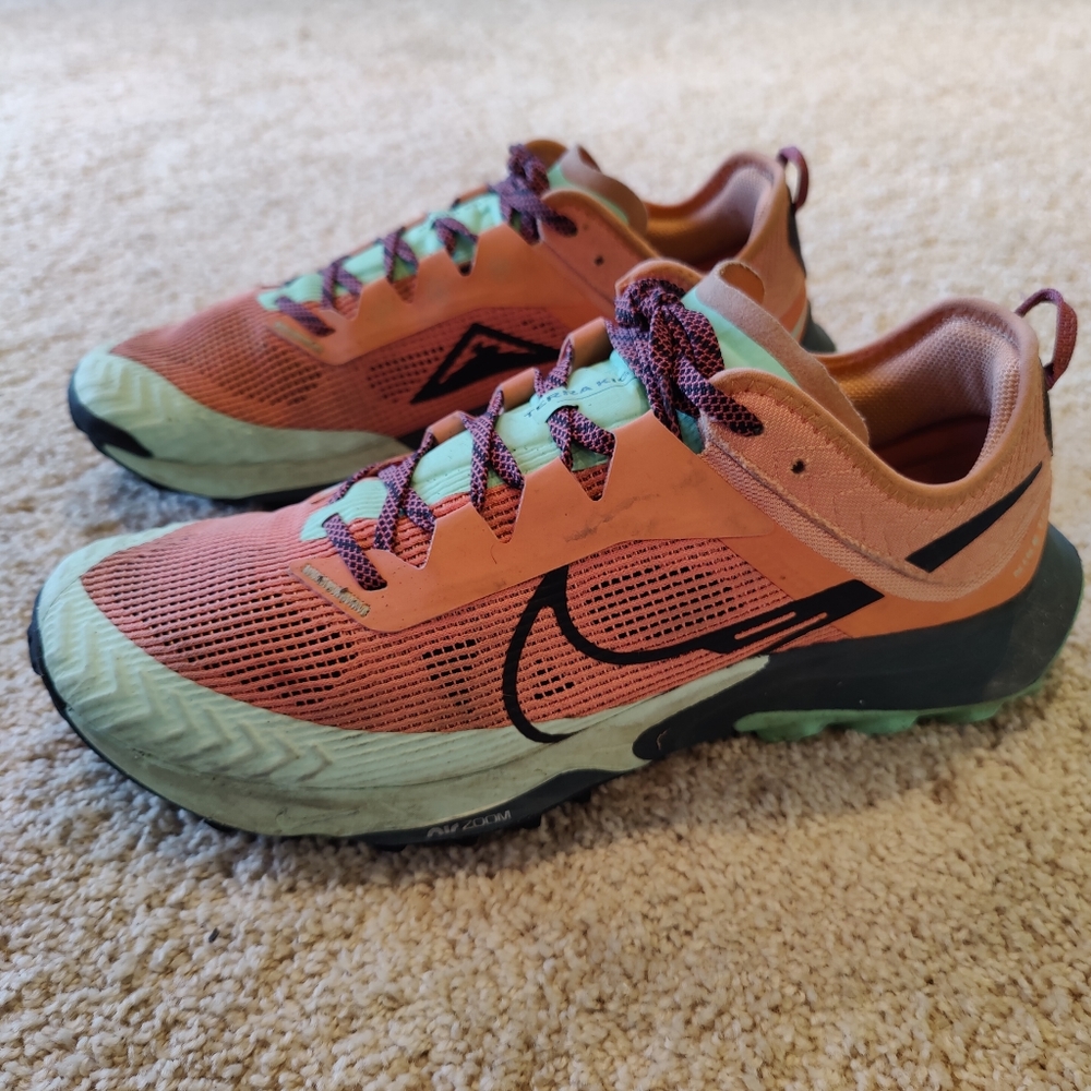 Nike Men's Air Zoom Terra Kiger 8 Trail Runner